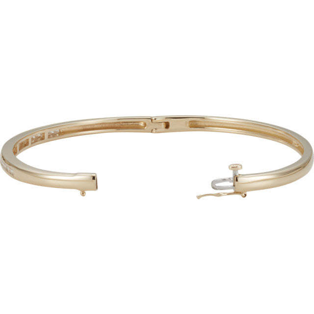 Bracelet > Bangle > Diamond > 5/8 CTW