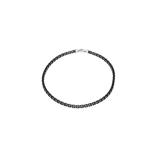 lacquer > black > with > chain