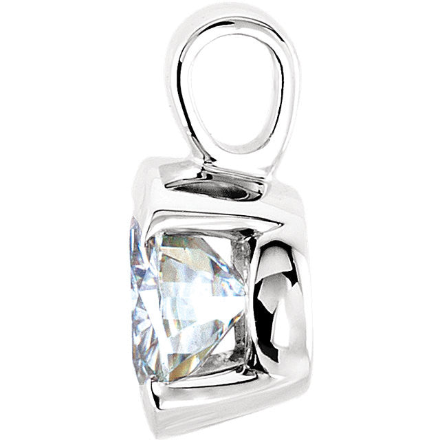Pendant > Round > Moissanite > Created