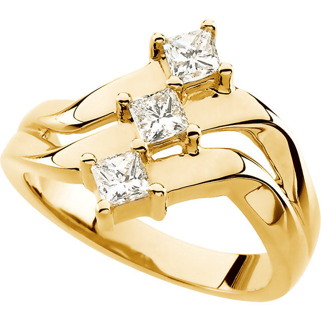 Ring > Hand > Right > Diamond > 5/8 CTW