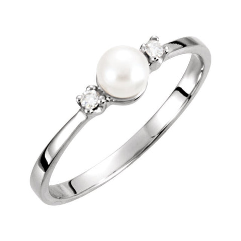 Ring > Pearl & Diamond > Cultured > Akoya > 4.5mm