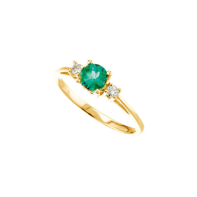Ring > Diamond > .08 CTW > & > Emerald